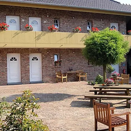 Gaestehaus Muenks Penzion Meerbusch